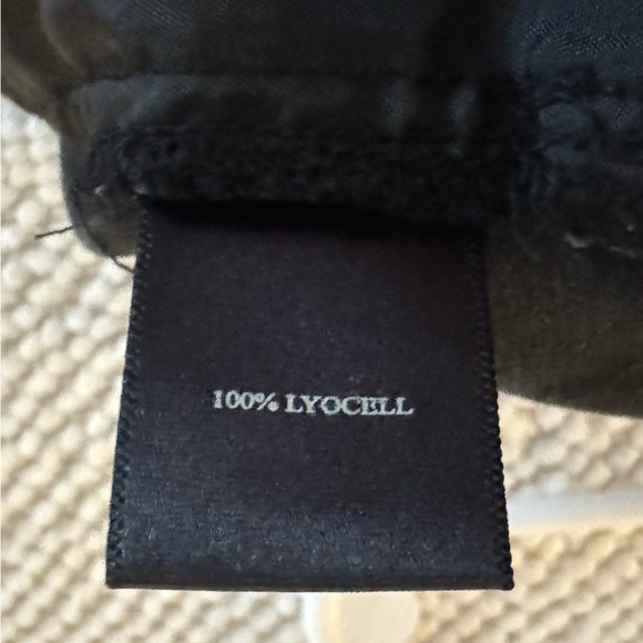 Ann Taylor Sueded Black Button Front A-Line Skirt Size 0 - Picture 6 of 8